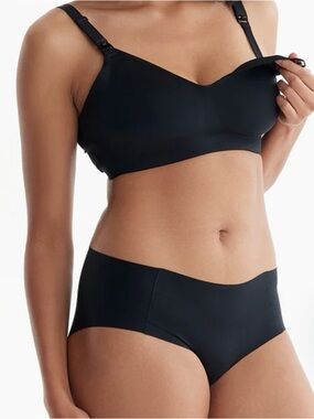 Momcozy ultra soft seamless Wireless Nursing Bra